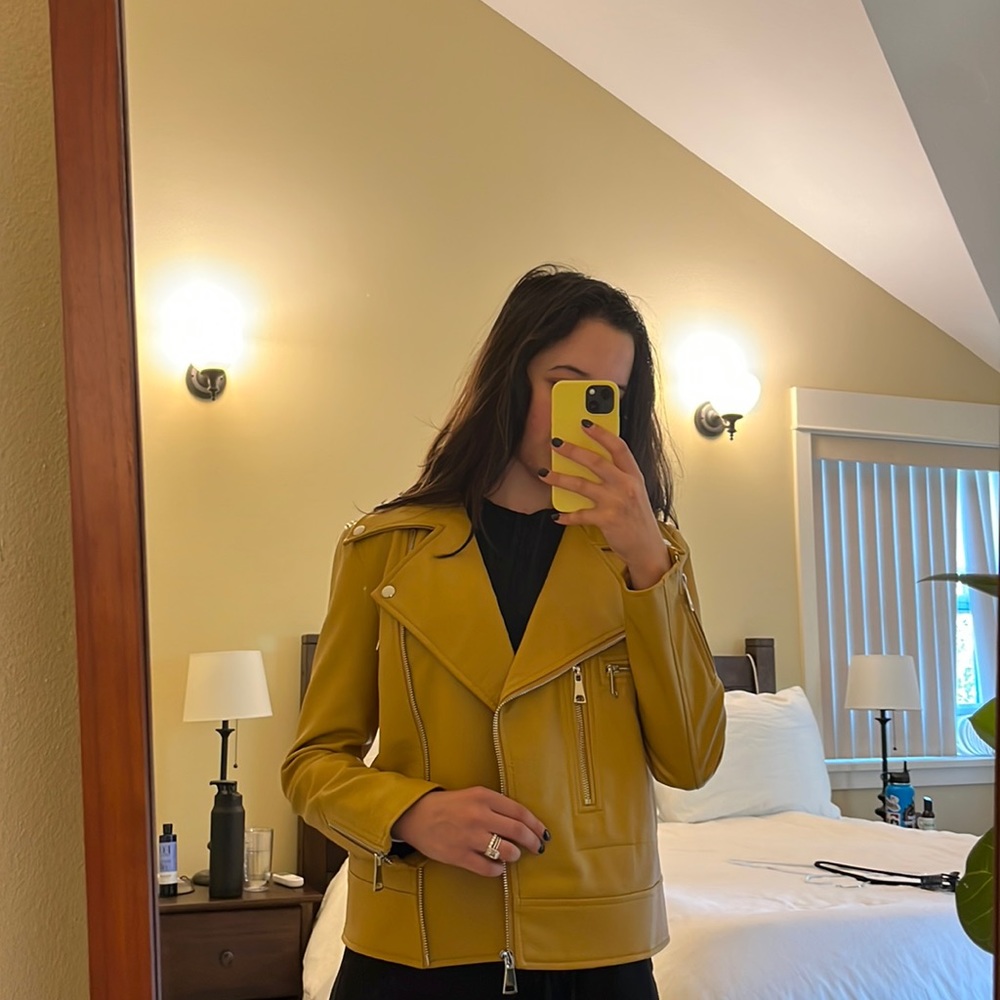 Faux yellow leather Elizabeth & James jacket. This jacket has never been worn!